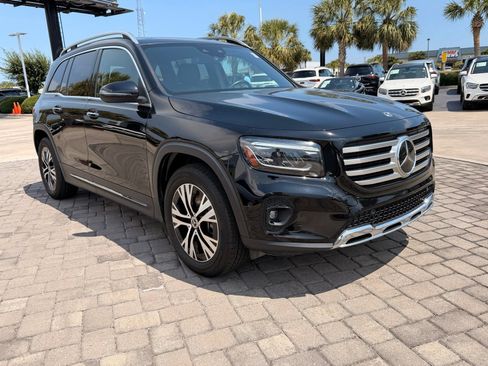 Certified 2024 Mercedes-Benz GLB 250 image 7