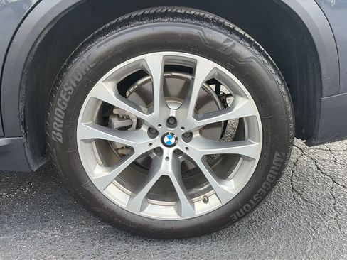 Used 2019 BMW X5 xDrive40i w/ Premium Package 2 AWD/4WD image 20