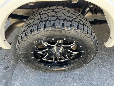 Used 2017 Ford F150 Limited w/ Trailer Tow Package image 14