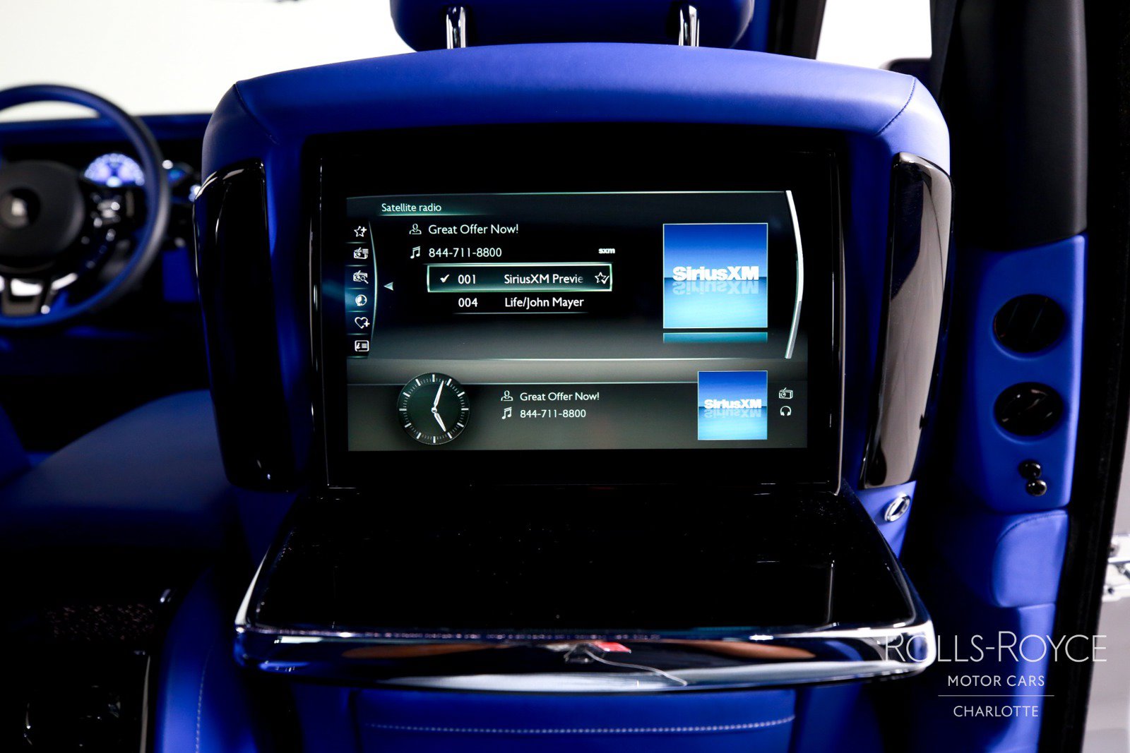 Used 2024 Rolls-Royce Phantom Sedan w/ The Phantom Package RWD image 31