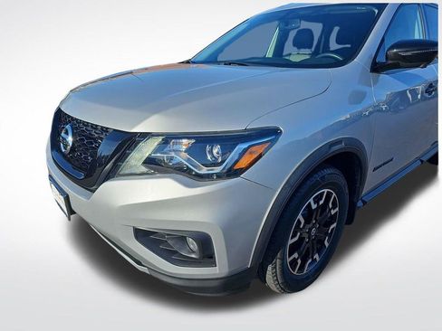Used 2019 Nissan Pathfinder SL w/ Rock Creek Edition image 18