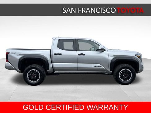 Certified 2025 Toyota Tacoma TRD Off-Road AWD/4WD image 6