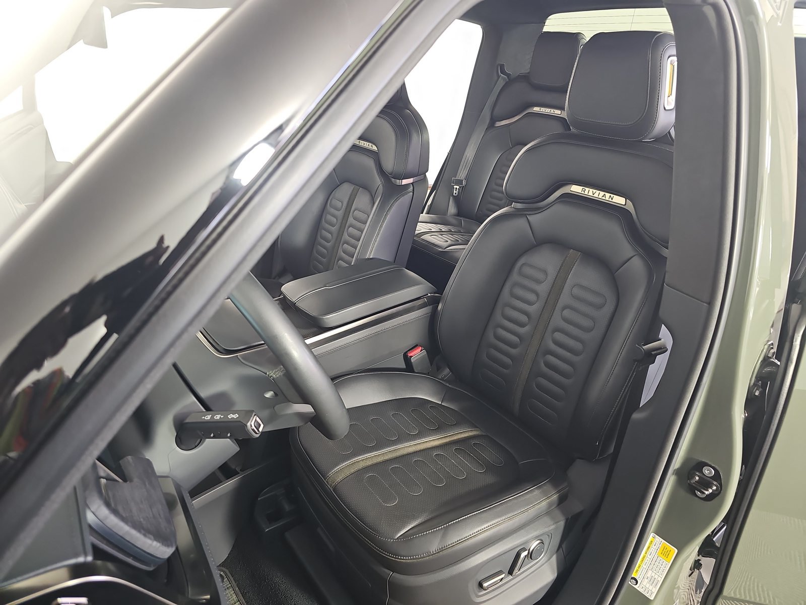 Used 2022 Rivian R1T Launch Edition AWD/4WD image 20