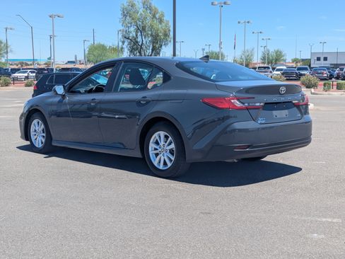 Used 2025 Toyota Camry LE FWD image 3