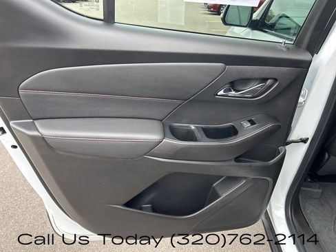 Certified 2023 Chevrolet Traverse RS w/ LPO, Floor Liner Package AWD/4WD image 34
