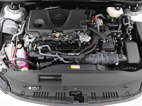 Used 2025 Toyota Camry LE w/ Convenience Package FWD image 38