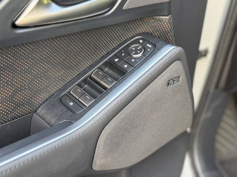 Used 2024 Lexus GX 550 w/ Cold Area Package AWD/4WD image 4
