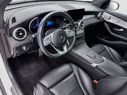 Used 2020 Mercedes-Benz GLC 300 image 9