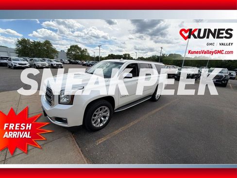 Used 2015 GMC Yukon XL SLT w/ Open Road Package AWD/4WD image 6