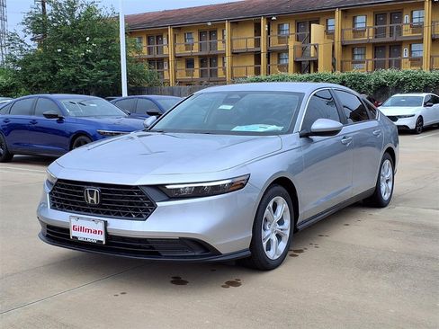 Used 2026 Honda Accord LX image 10