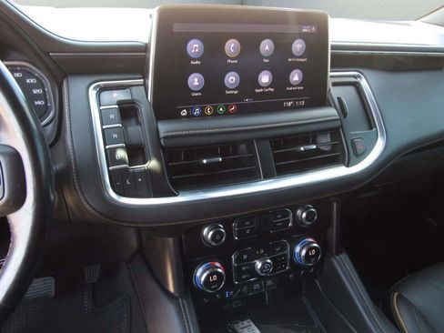 Used 2021 GMC Yukon XL AT4 w/ AT4 Premium Plus Package AWD/4WD image 21