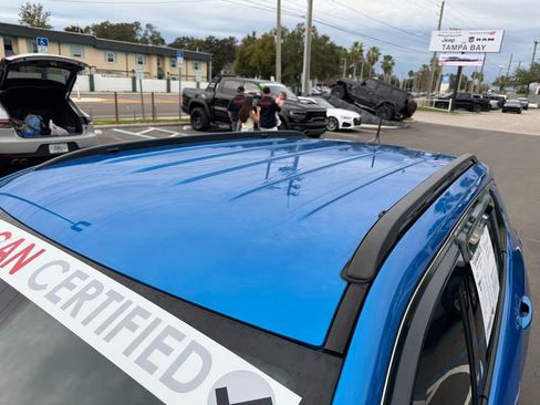 Used 2023 Jeep Compass Latitude image 10