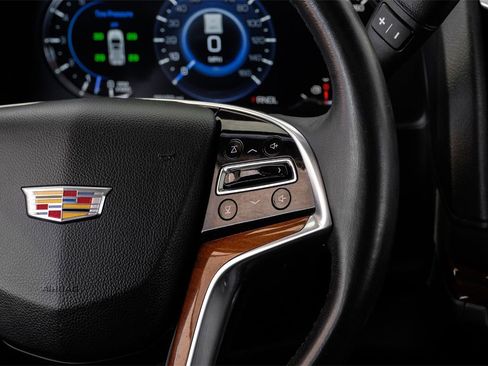 Used 2019 Cadillac Escalade ESV Luxury image 15