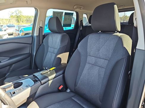 Used 2025 Nissan Rogue SV image 19