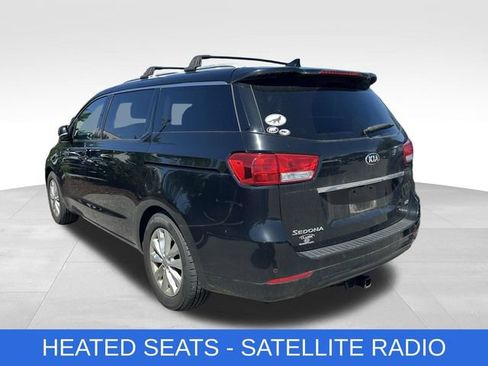Used 2017 Kia Sedona EX FWD image 4
