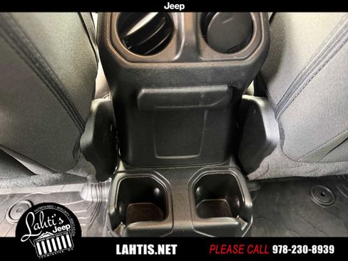 Certified 2021 Jeep Wrangler Unlimited Sport image 35