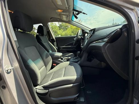 Used 2013 Hyundai Santa Fe GLS w/ Popular Equipment Pkg AWD/4WD image 39