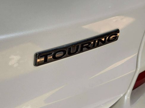Used 2015 Honda CR-V Touring image 19
