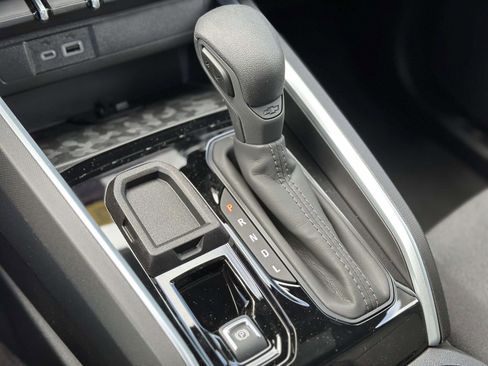 New 2026 Chevrolet Colorado W/T image 13