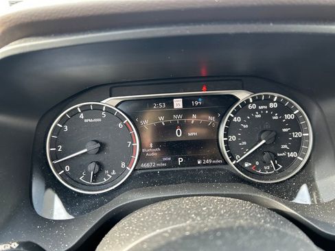 Used 2021 Nissan Rogue SL w/ Premium Package image 13