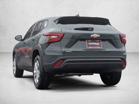 New 2026 Chevrolet Trax LS w/ Driver Confidence Package image 7