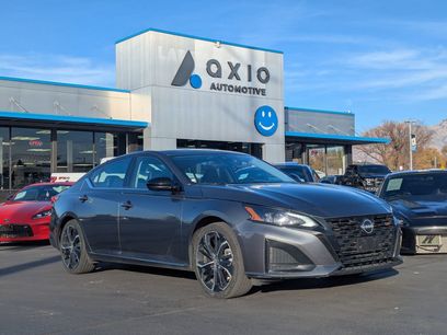 Used 2024 Nissan Altima 2.5 SR