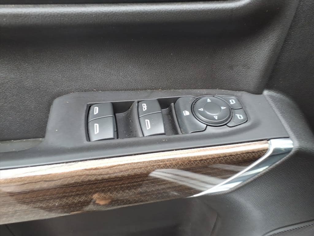 Used 2020 Chevrolet Silverado 1500 LT w/ All-Star Edition AWD/4WD image 26