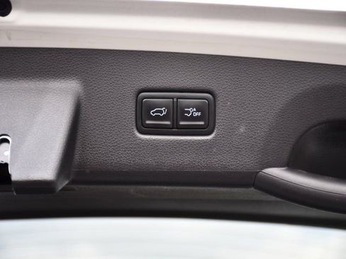 Used 2024 Kia Carnival SX Prestige image 37