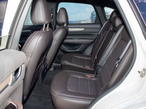 Used 2025 MAZDA CX-5 Signature image 17