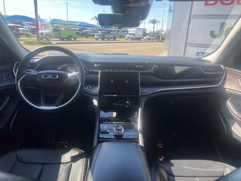 Used 2022 Jeep Grand Cherokee Limited 4xe w/ Luxury Tech Group II image 24