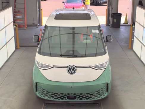 Used 2025 Volkswagen ID. Buzz 1st Edition AWD/4WD image 22