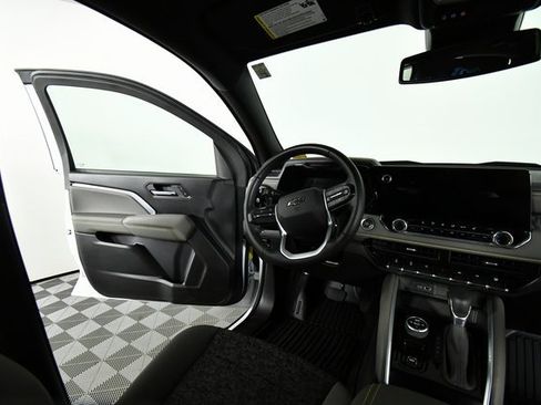 Used 2024 Chevrolet Colorado ZR2 w/ Safety Package image 19