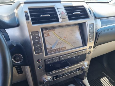 Used 2021 Lexus GX 460 Premium w/ Accessory Package AWD/4WD image 28