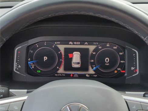 Used 2023 Volkswagen Atlas SEL R-Line AWD/4WD image 24