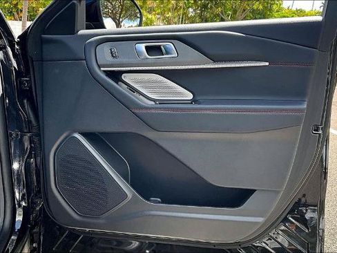 Certified 2025 Ford Explorer ST AWD/4WD image 19