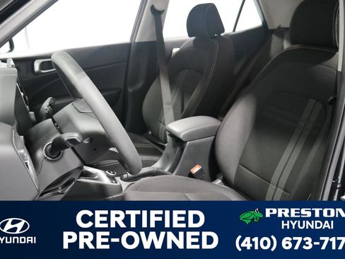 Used 2020 Hyundai Venue SEL image 10