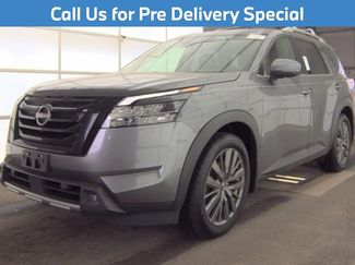 Used 2022 Nissan Pathfinder SL w/ SL Premium Package 360° Tour