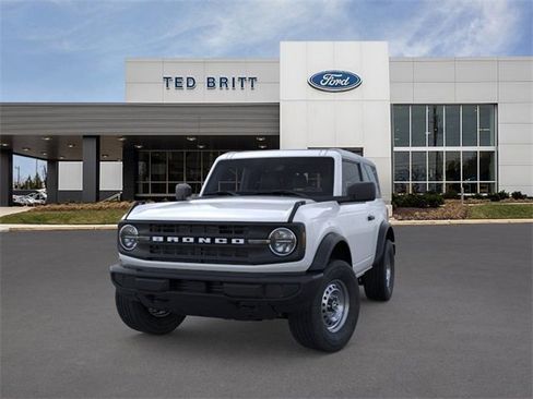 New 2025 Ford Bronco 2-Door image 3