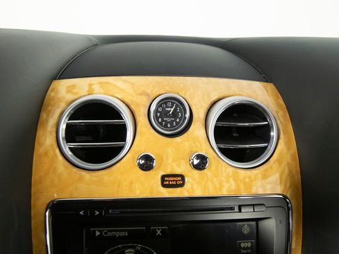 Used 2015 Bentley Flying Spur V8 AWD/4WD image 18