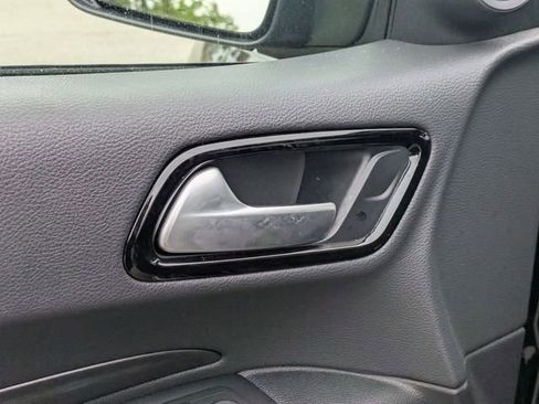 Used 2023 Dodge Durango SXT AWD/4WD image 12