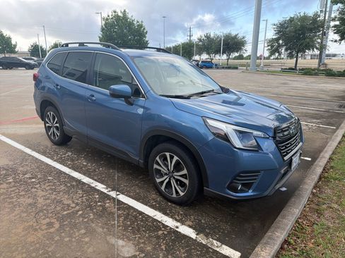Used 2024 Subaru Forester Limited image 1
