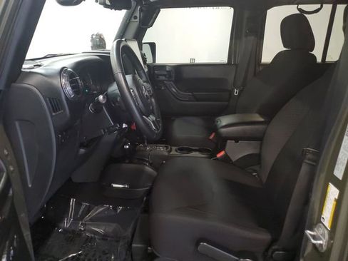 Used 2015 Jeep Wrangler Unlimited Sport w/ Quick Order Package 24S AWD/4WD image 11