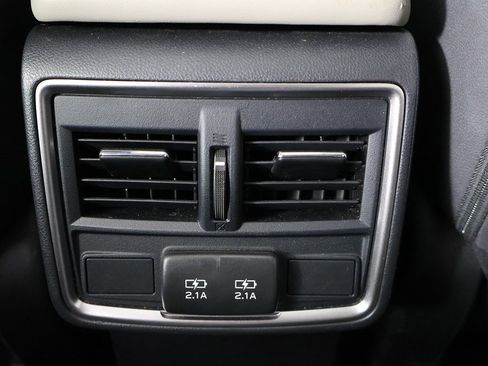 Used 2023 Subaru Forester Premium image 50