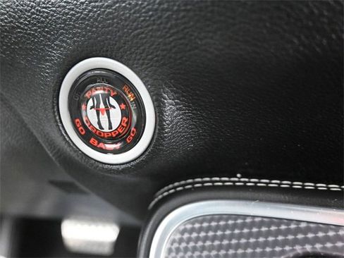 Used 2019 Dodge Challenger SRT Hellcat Redeye image 11