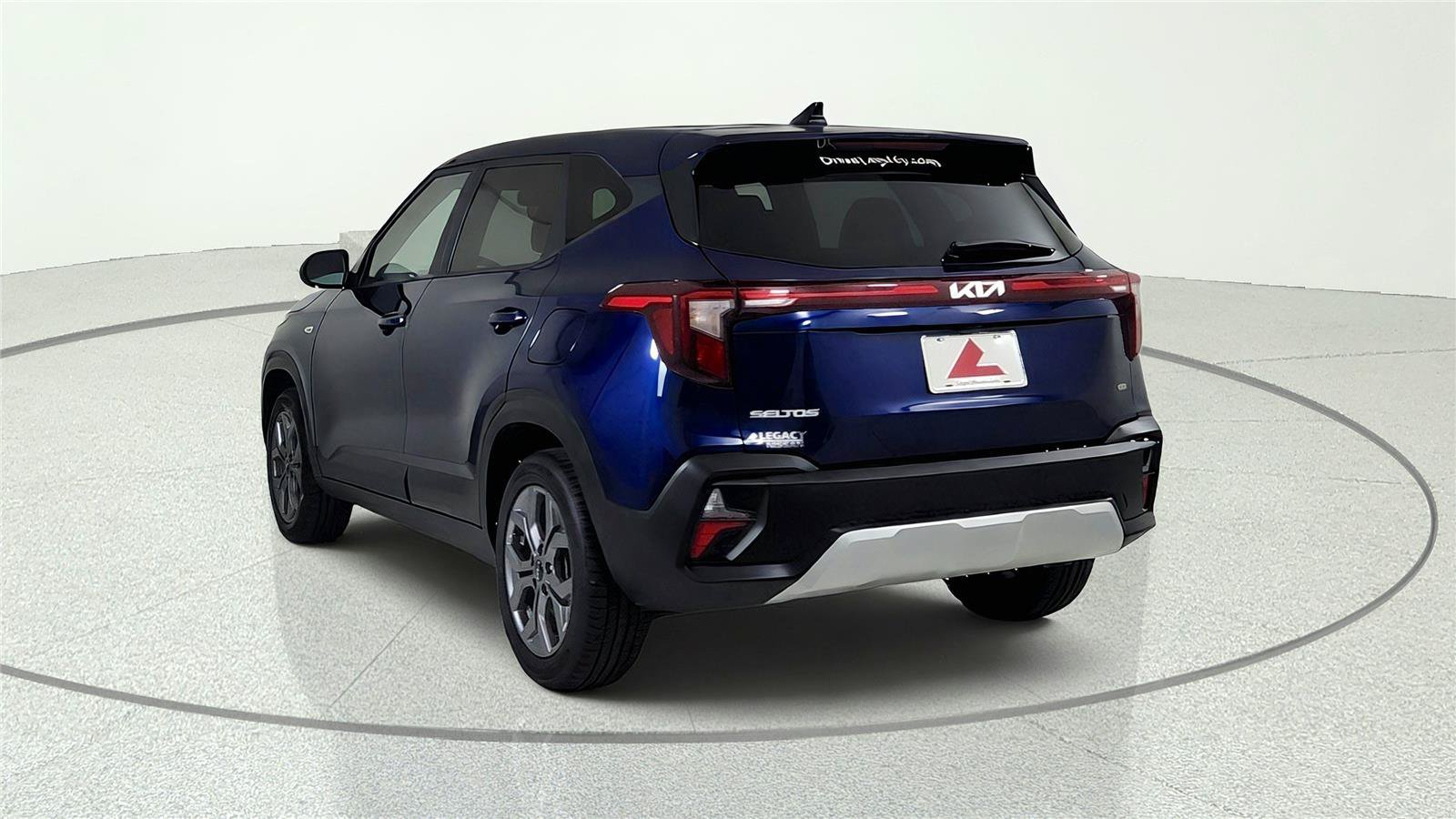 Used 2025 Kia Seltos LX AWD/4WD image 5
