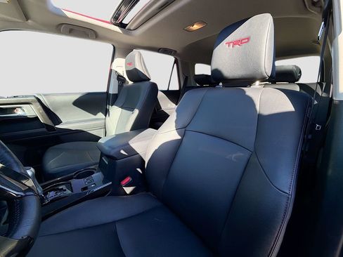 Used 2023 Toyota 4Runner TRD Off-Road Premium w/ Moonroof Package AWD/4WD image 21