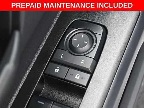 Certified 2025 Toyota 4Runner SR5 AWD/4WD image 11