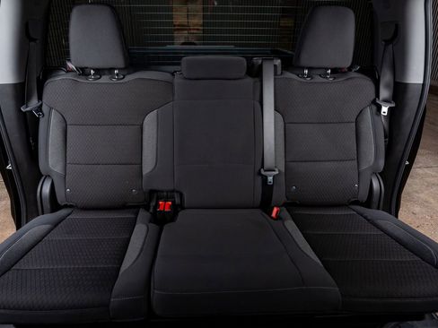 Used 2024 Chevrolet Silverado 1500 Custom Trail Boss image 33