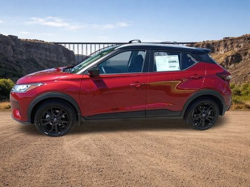 New 2024 Nissan Kicks SV w/ Interior Electronics Package image 6