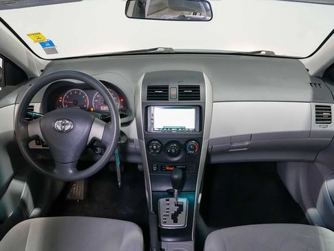 Used 2010 Toyota Corolla LE FWD image 21
